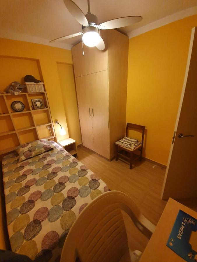 Room In Benidorm Downtown En Piso Compartido Alicante Esterno foto